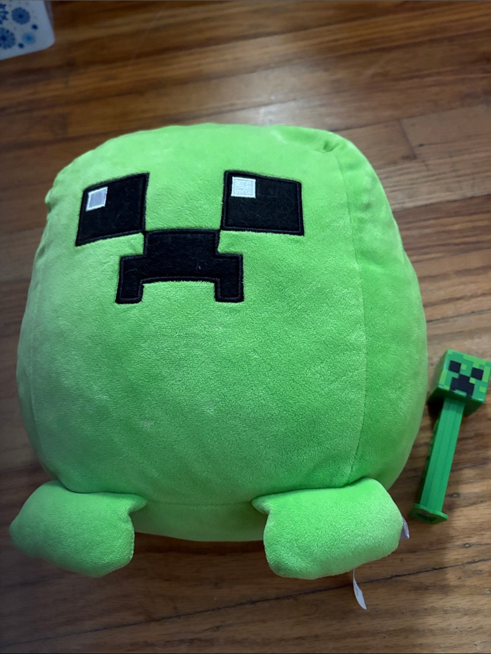 Minecraft Creeper Plush Pillow - Bright Green with Bonus Creeper Pez